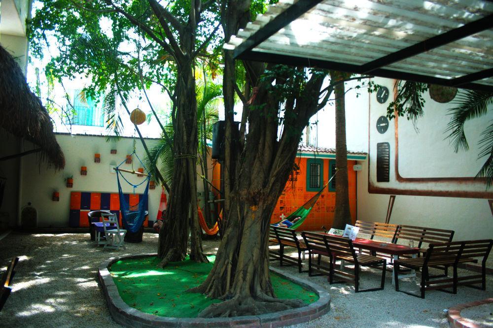 The Yak Hostel Playa del Carmen Exteriör bild