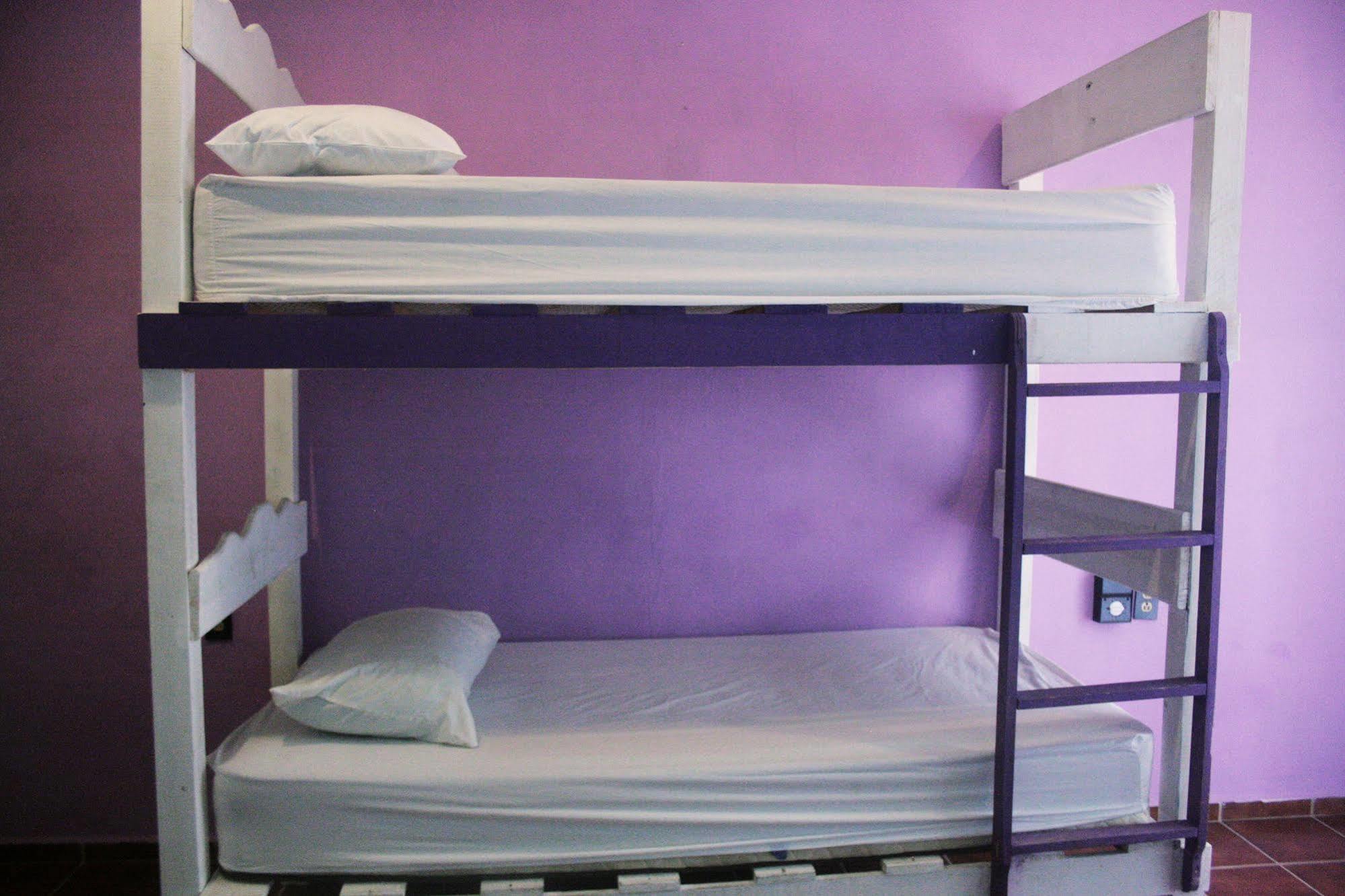 The Yak Hostel Playa del Carmen Exteriör bild