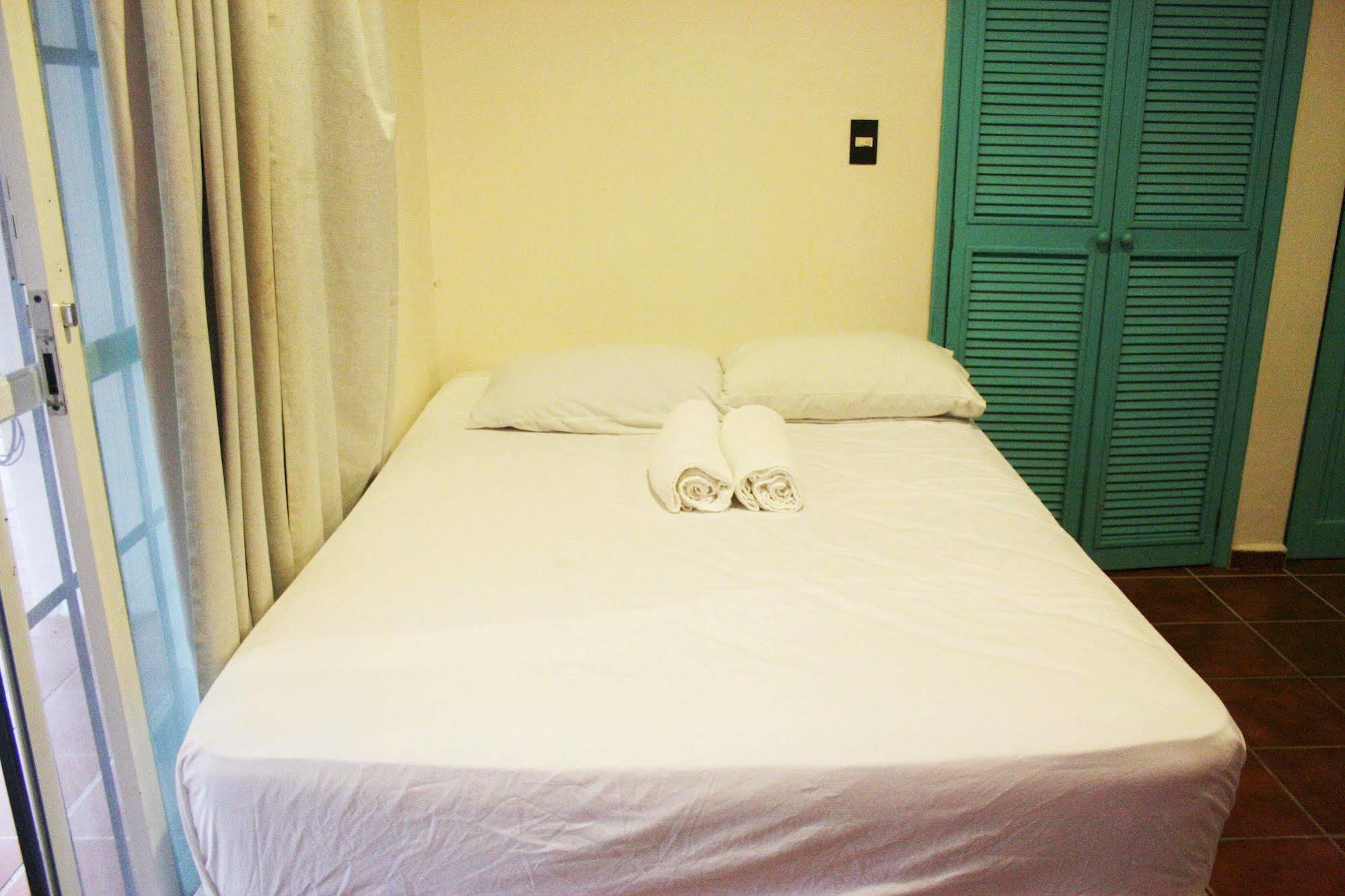 The Yak Hostel Playa del Carmen Exteriör bild