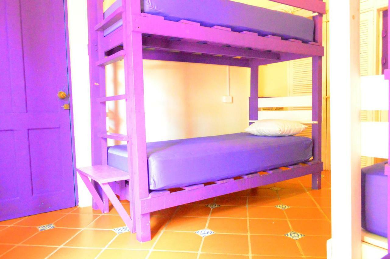 The Yak Hostel Playa del Carmen Exteriör bild